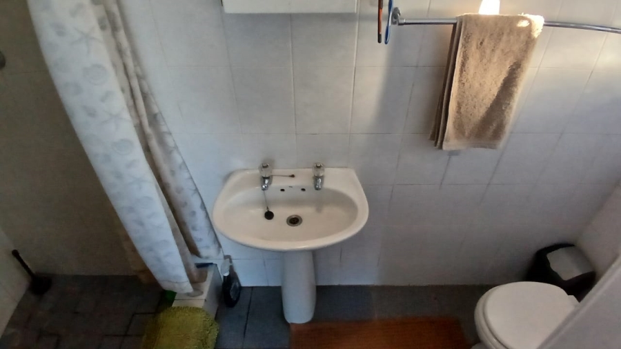 To Let 2 Bedroom Property for Rent in Overbaakens Eastern Cape